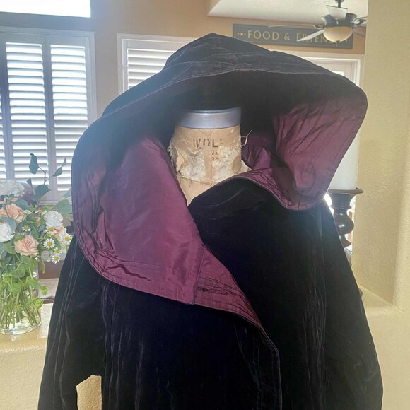 Mycra Pac Designerware Velvet Reversible Rain Coat Whimsy Goth Cape Hooded RARE - Picture 16 of 16
